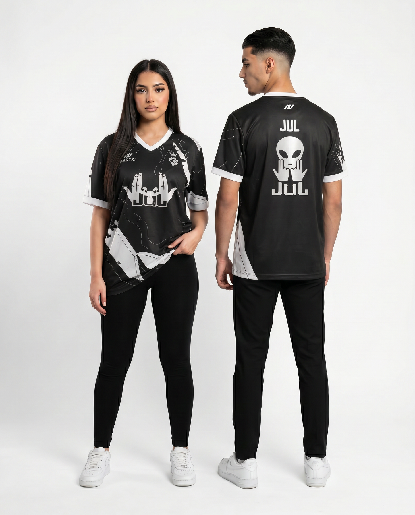 XI-2 | JUL - SIGNE MAINS JERSEY