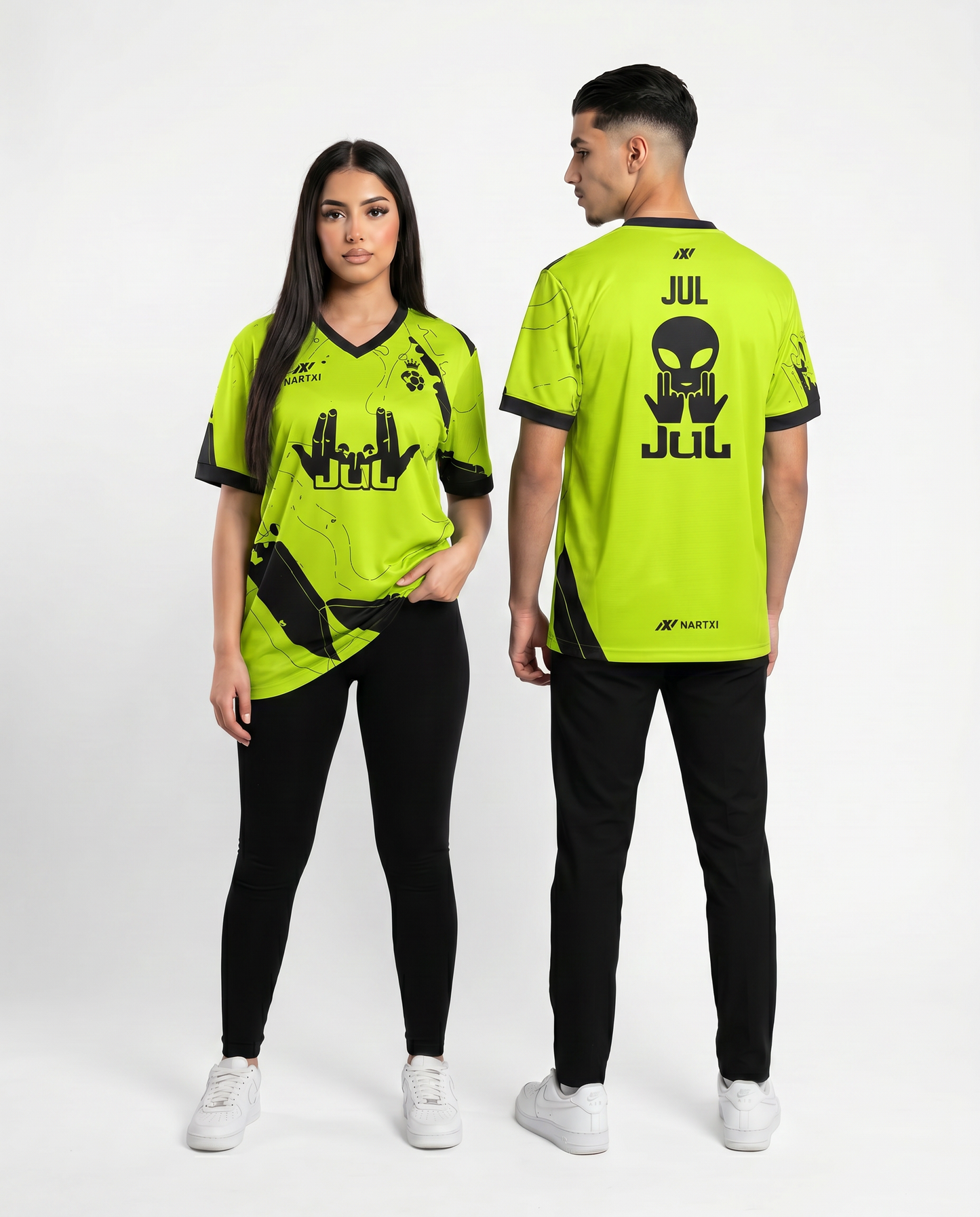 XI-2 | JUL - SIGNE MAINS JERSEY